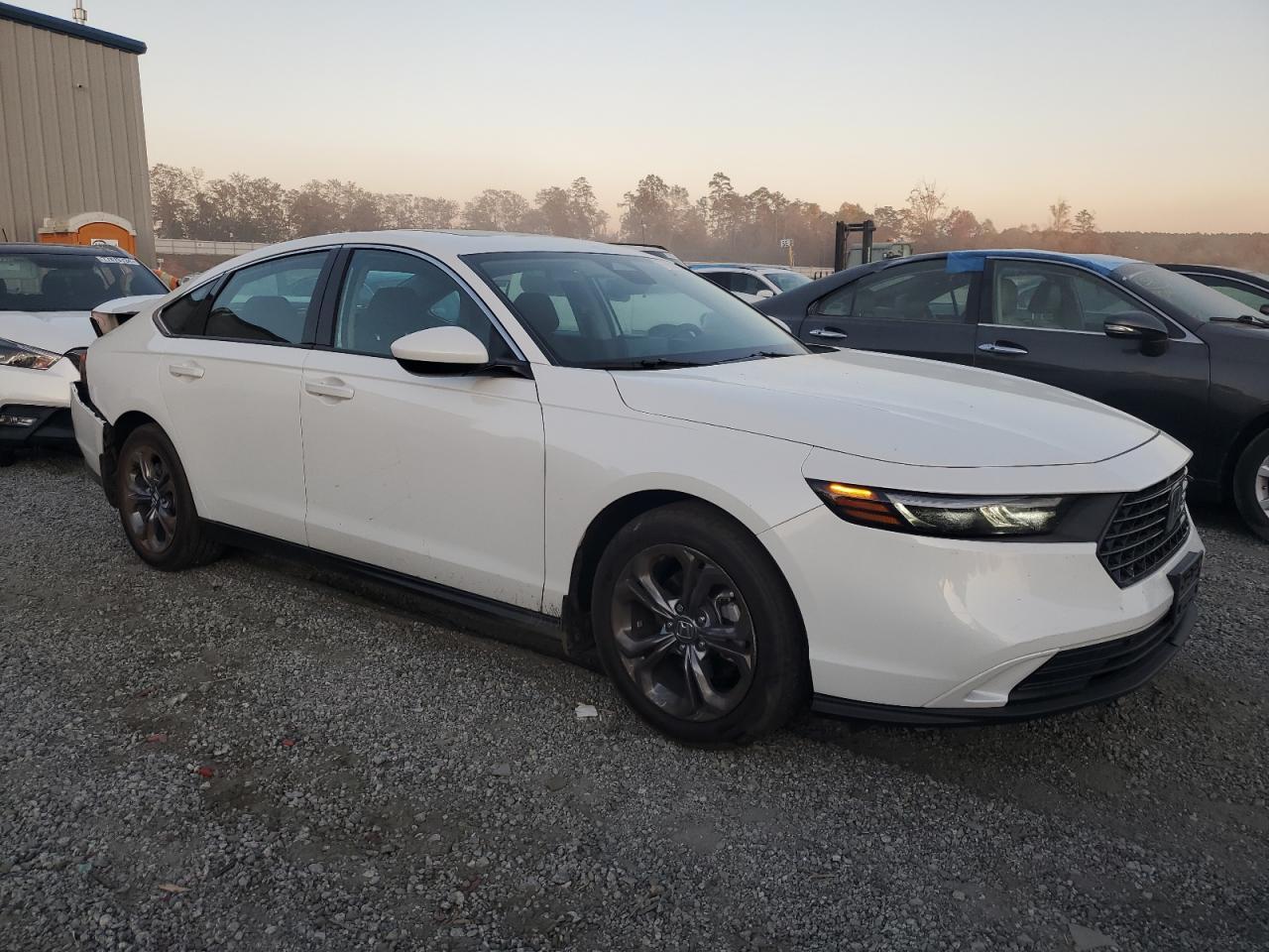 2024 HONDA ACCORD EX - Image 4