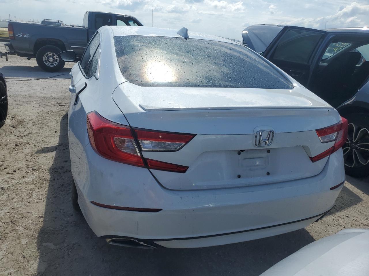 2020 HONDA ACCORD SPO - Image 6