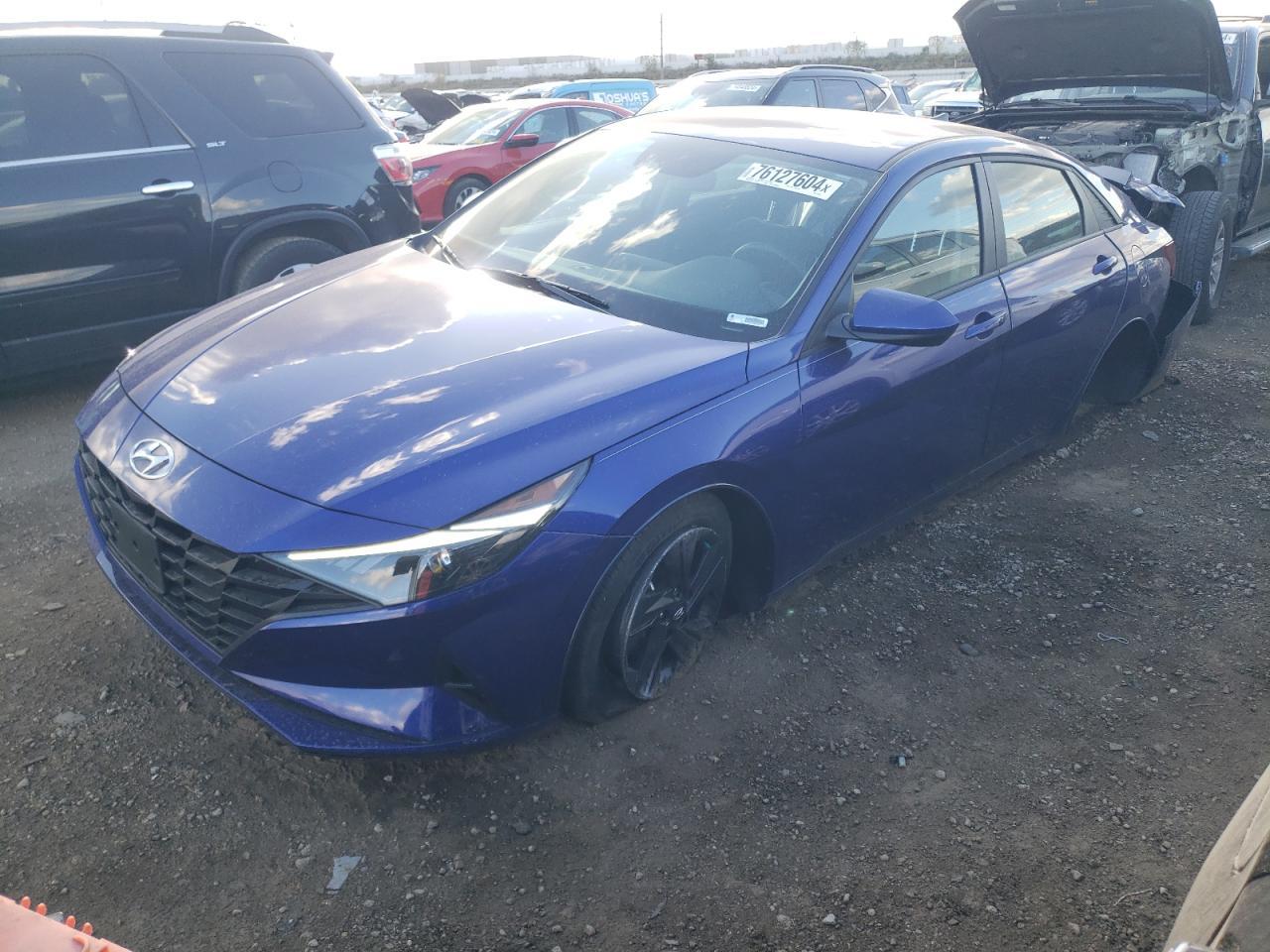 2022 HYUNDAI ELANTRA SE