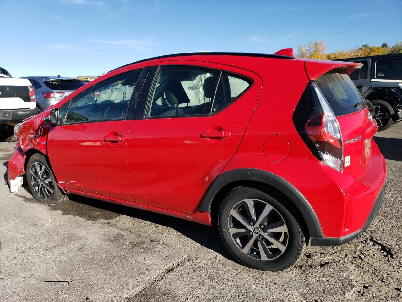 2018 TOYOTA PRIUS C - Фото 2