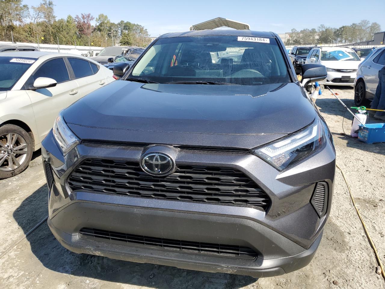 2023 TOYOTA RAV4 LE - Фото 5