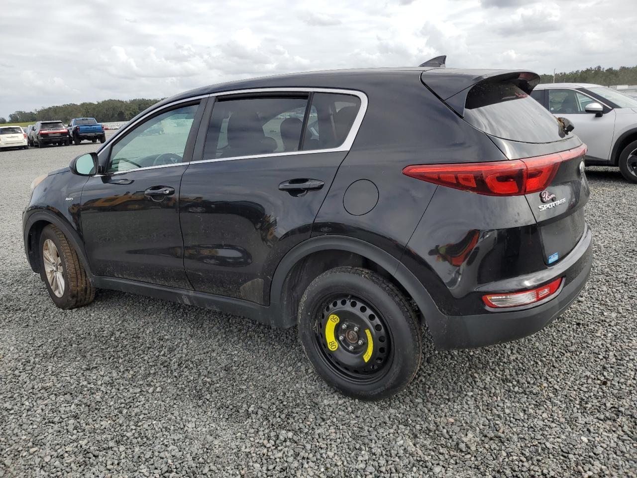 2017 KIA SPORTAGE L - Image 2