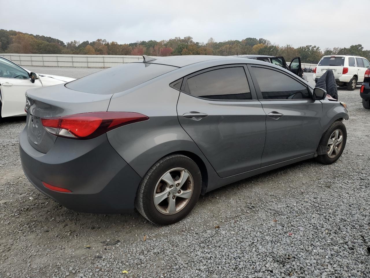 2014 HYUNDAI ELANTRA SE - Image 3