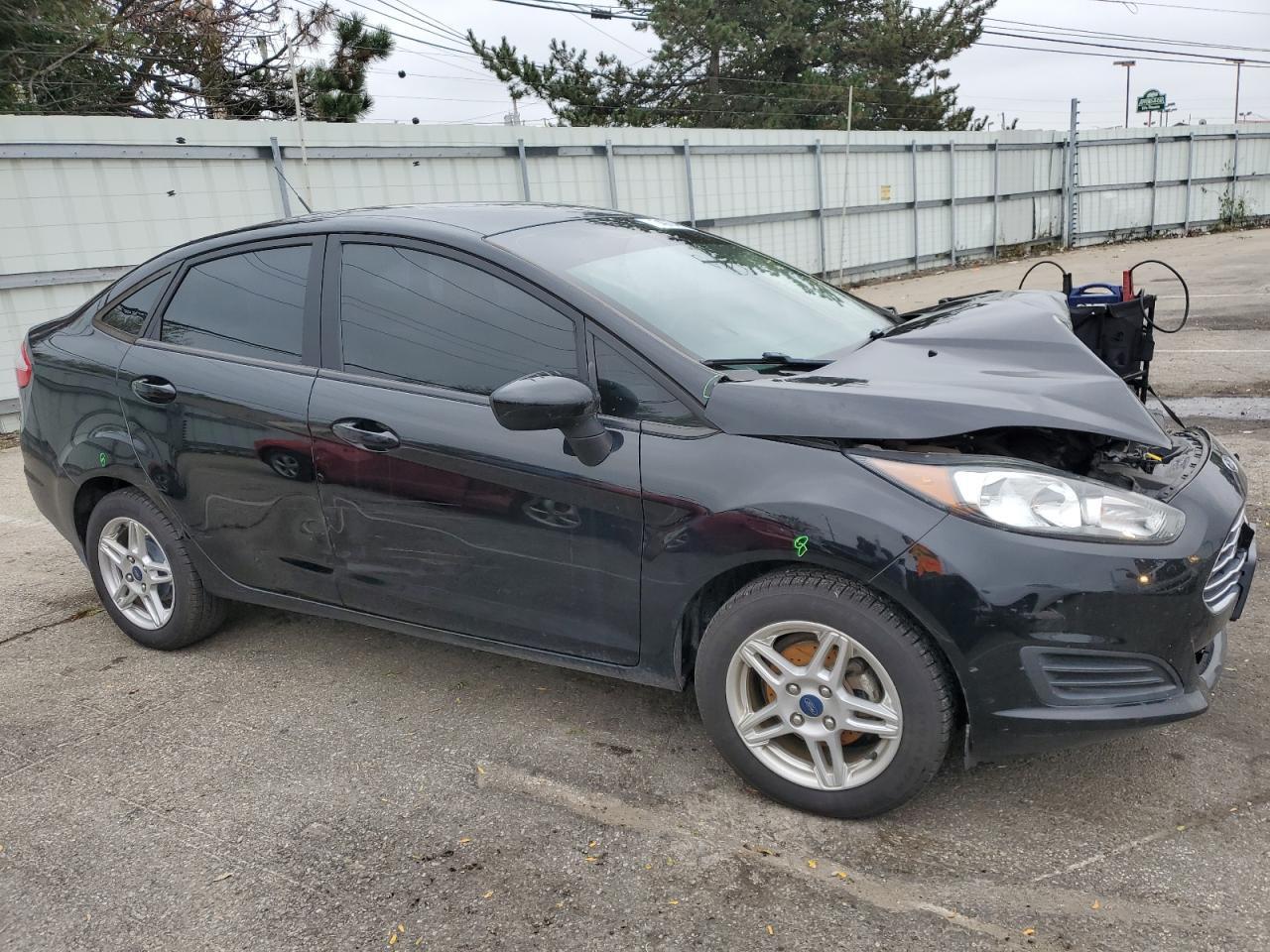 2019 FORD FIESTA SE - Image 4