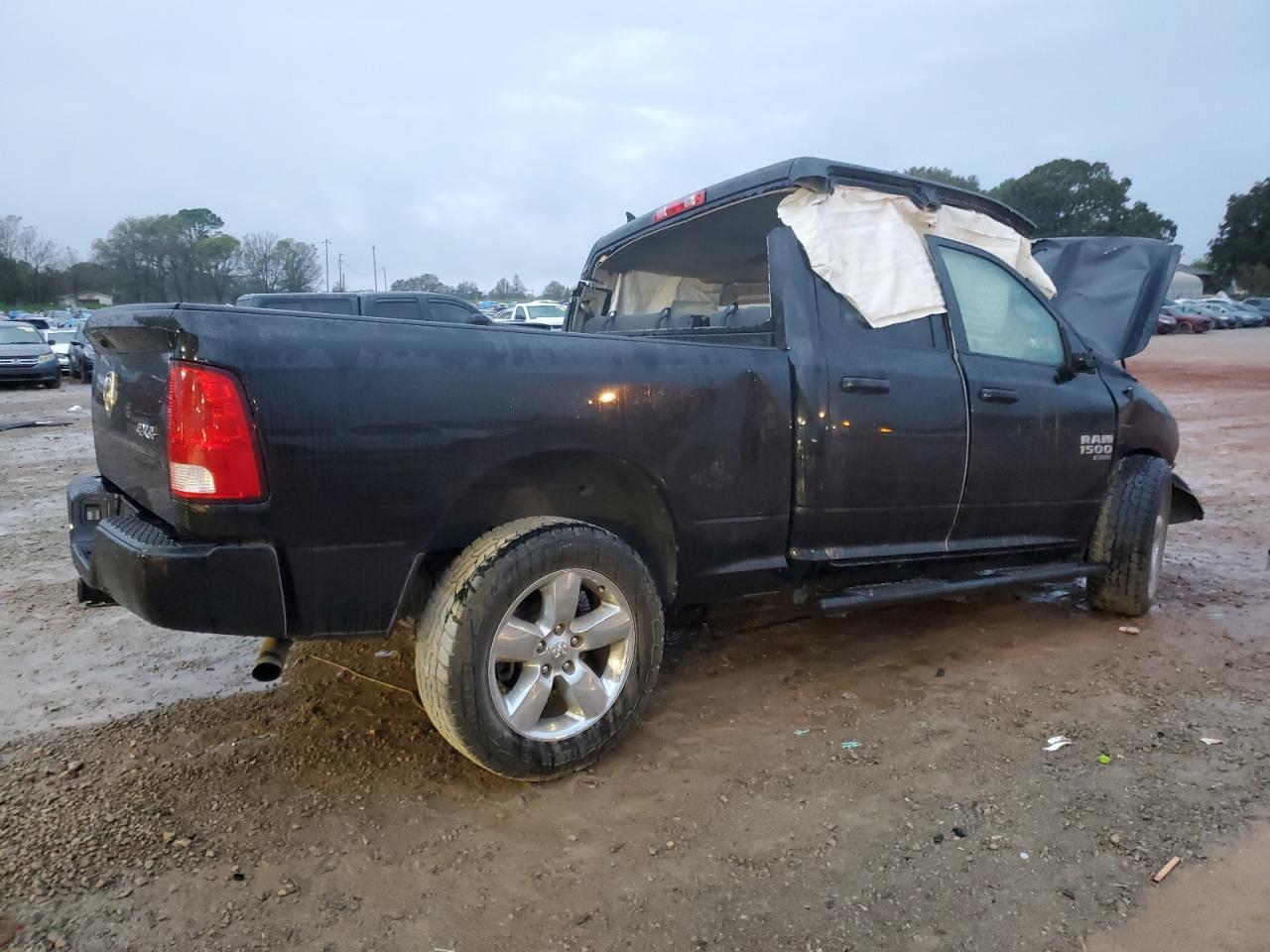 2019 RAM 1500 CLASS - Фото 3