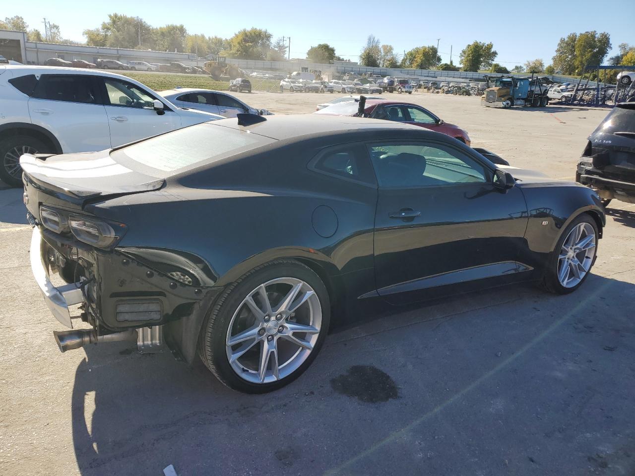 2019 CHEVROLET CAMARO LS - Image 3