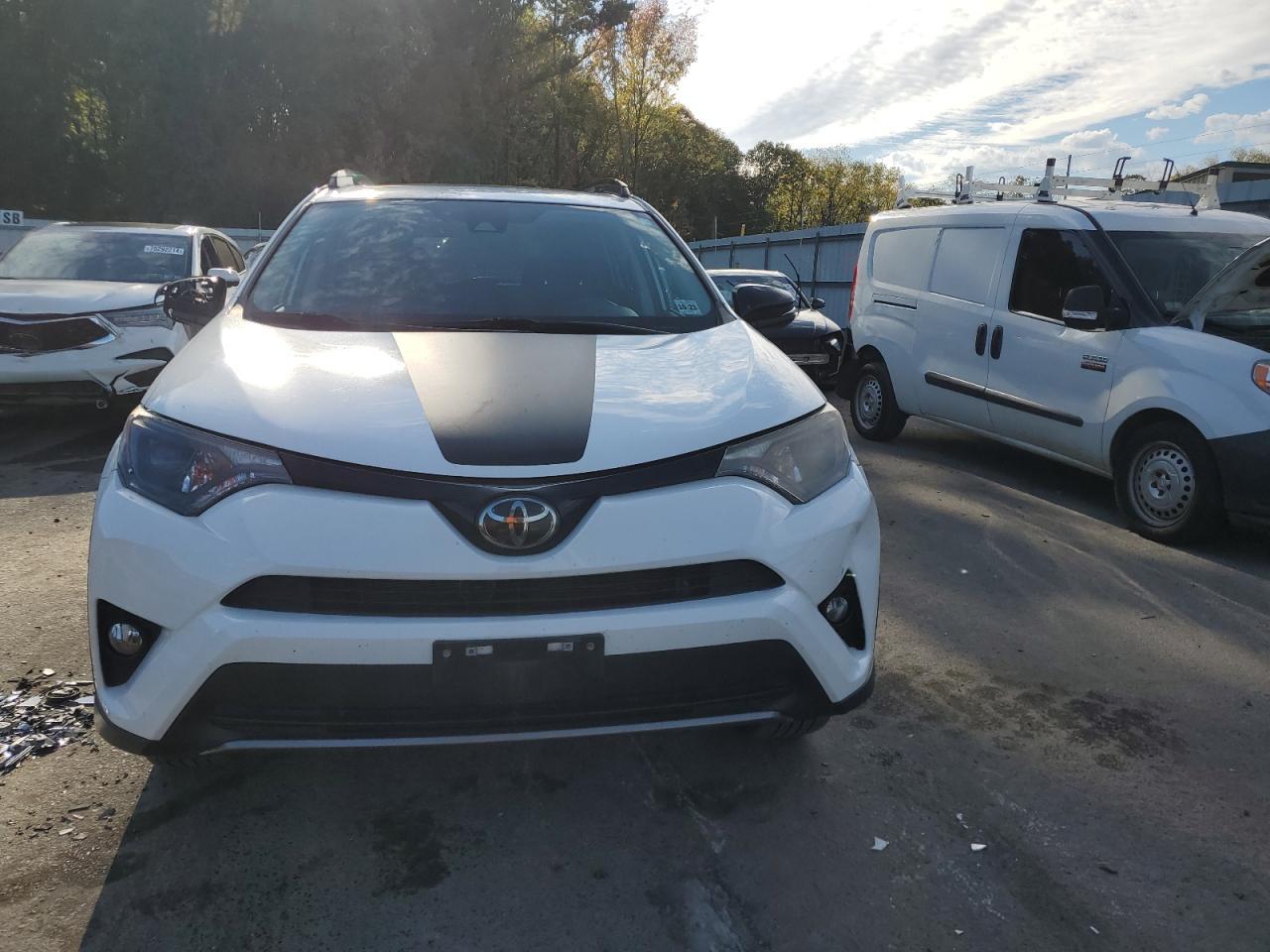 2018 TOYOTA RAV4 ADVEN - Image 5