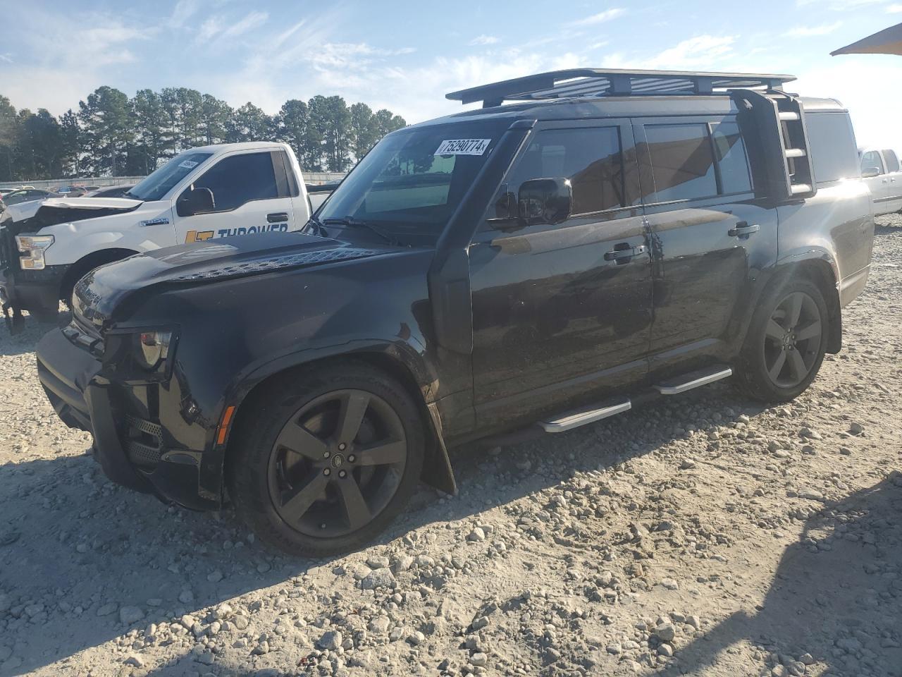 2024 LAND ROVER DEFENDER 1