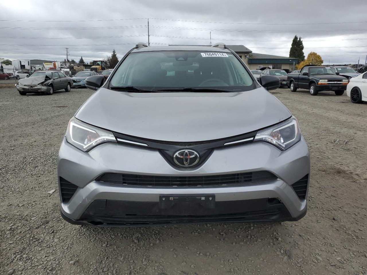 2018 TOYOTA RAV4 LE - Фото 5