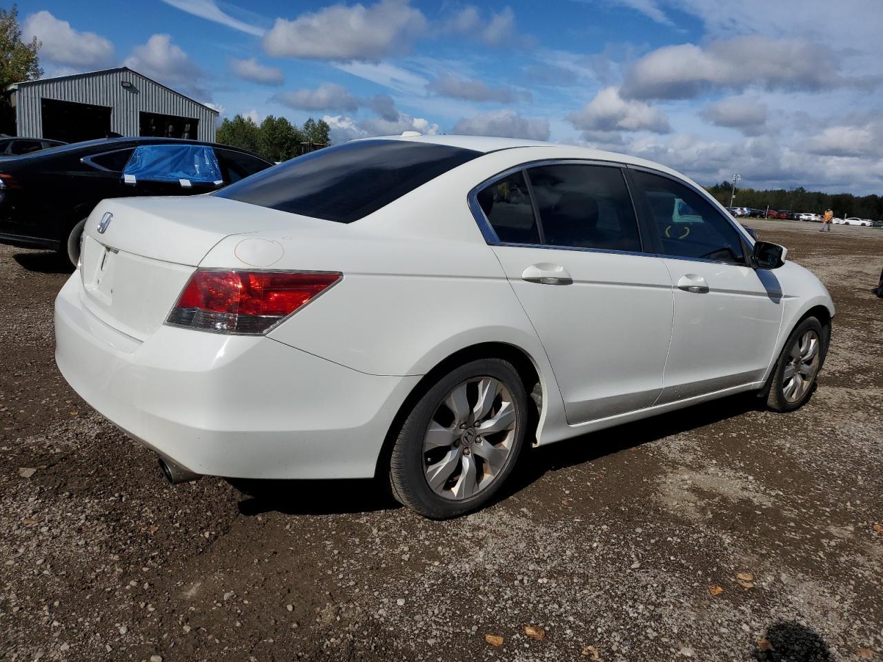 2010 HONDA ACCORD EXL - Image 3