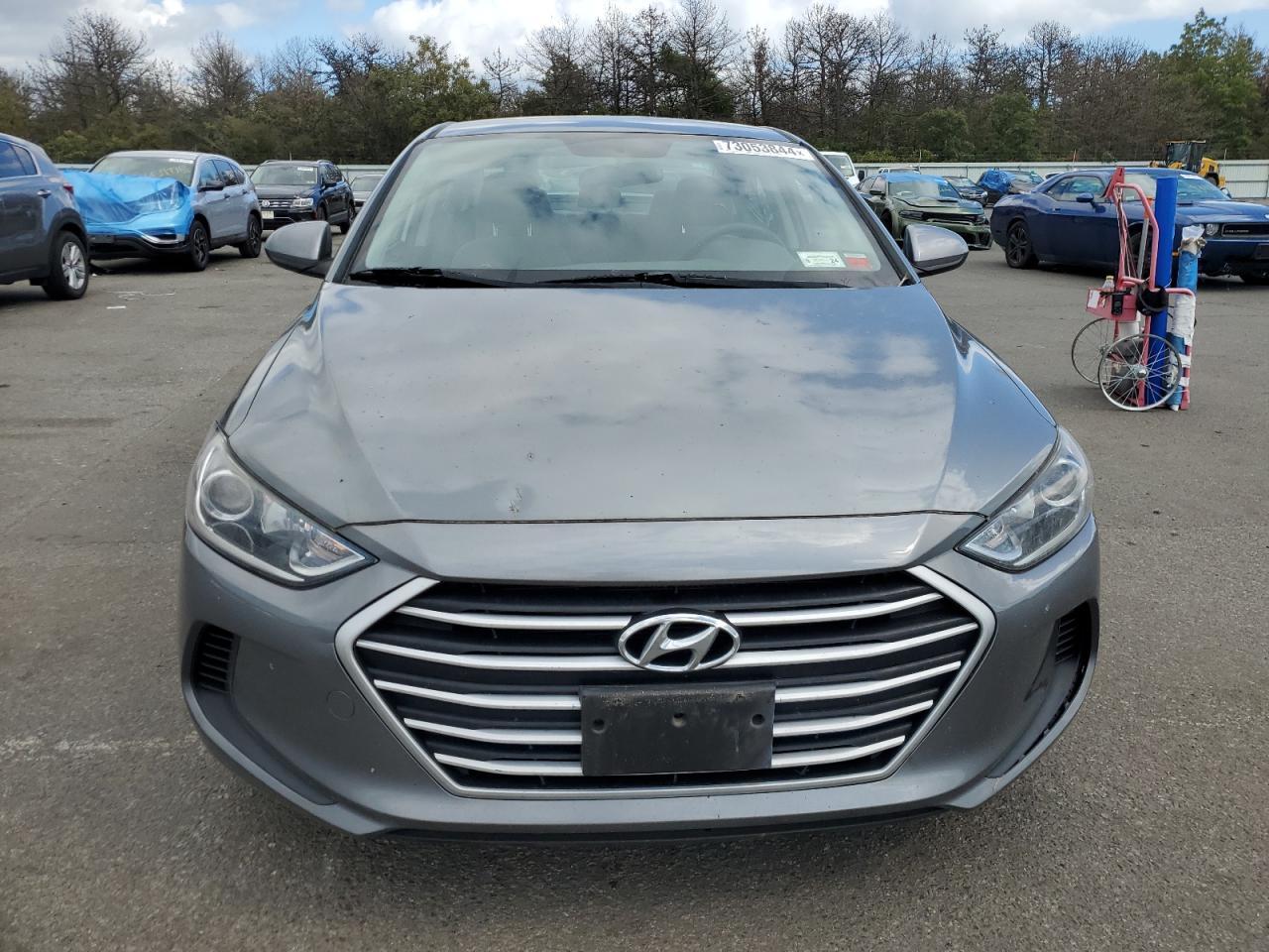 2017 HYUNDAI ELANTRA SE - Фото 5