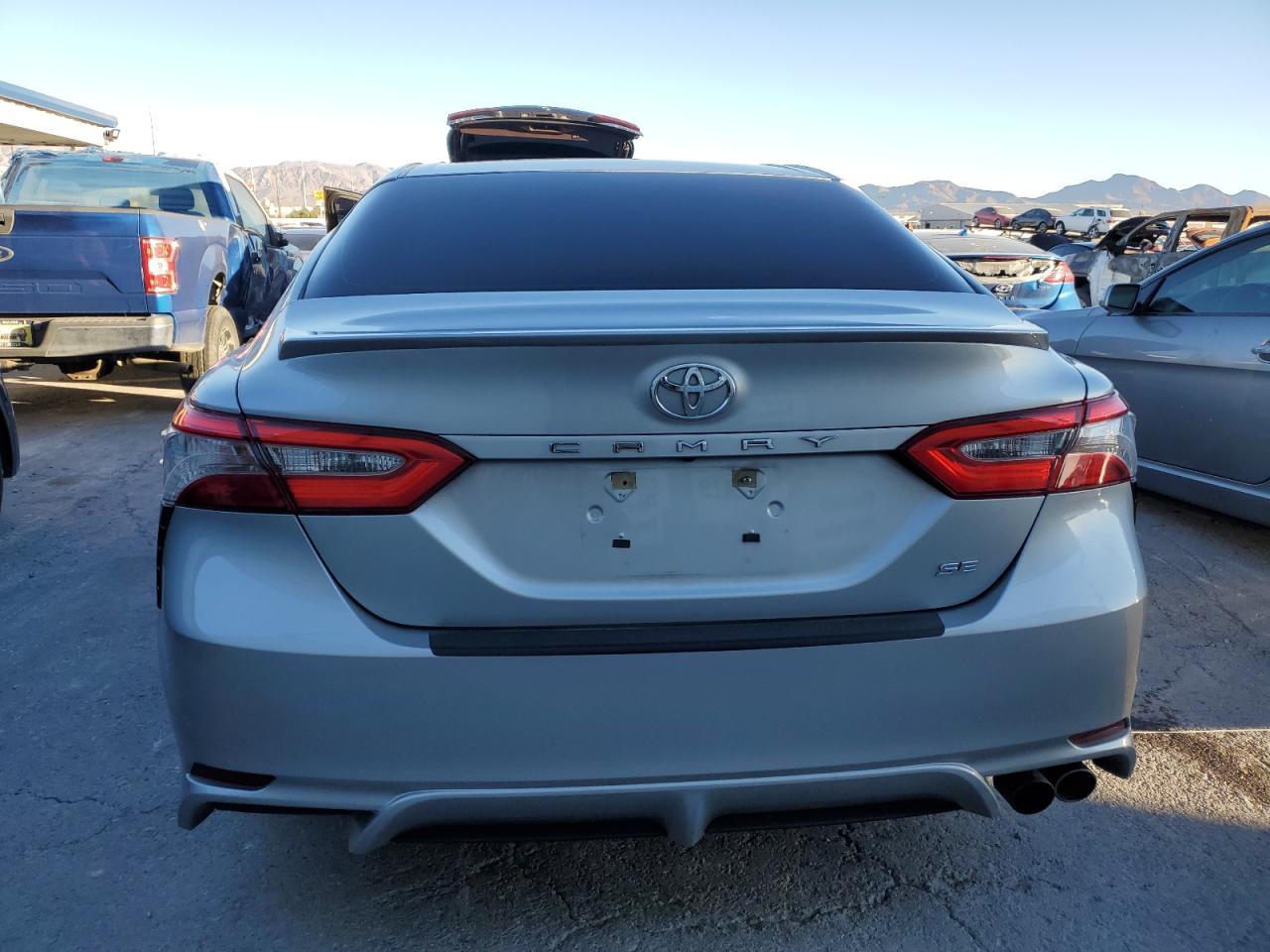 2018 TOYOTA CAMRY L - Image 6