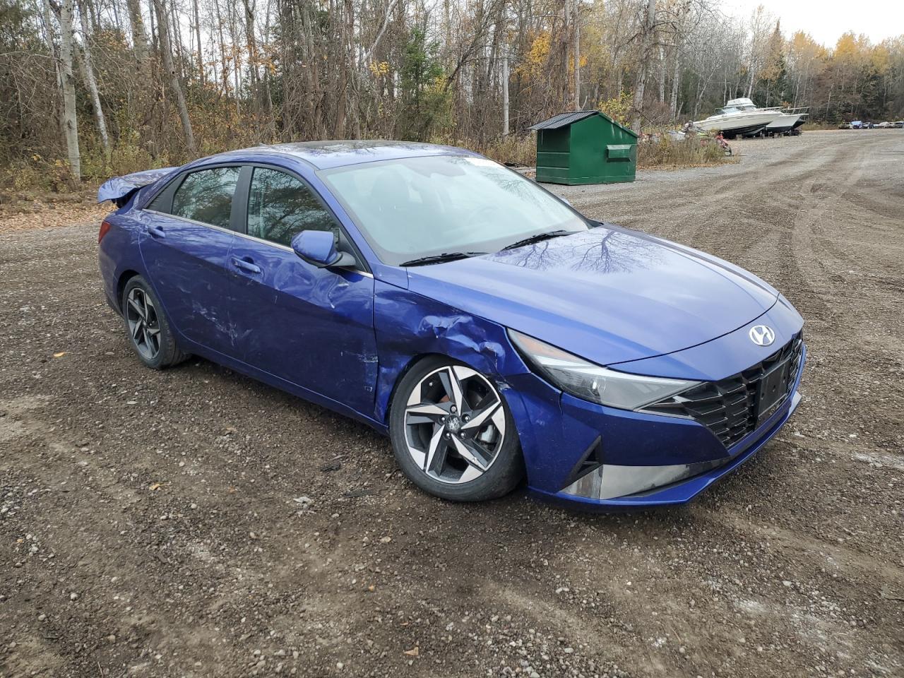 2023 HYUNDAI ELANTRA SE - Image 4