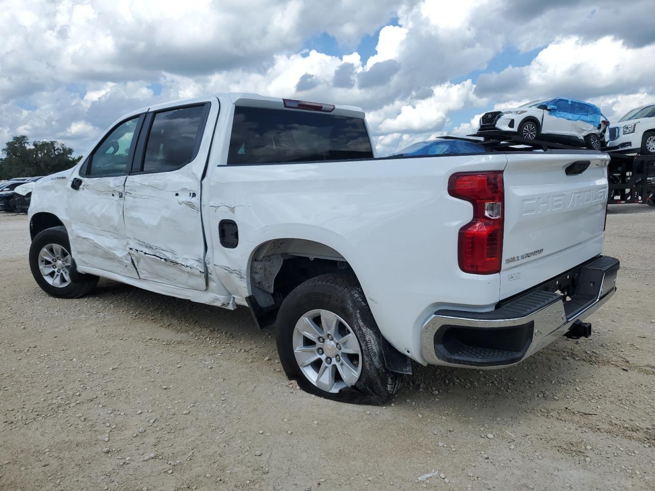 2024 CHEVROLET SILVERADO - Image 2