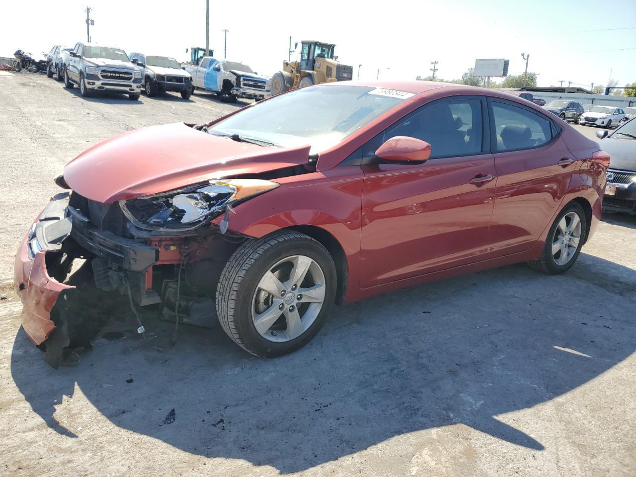 2013 HYUNDAI ELANTRA GL
