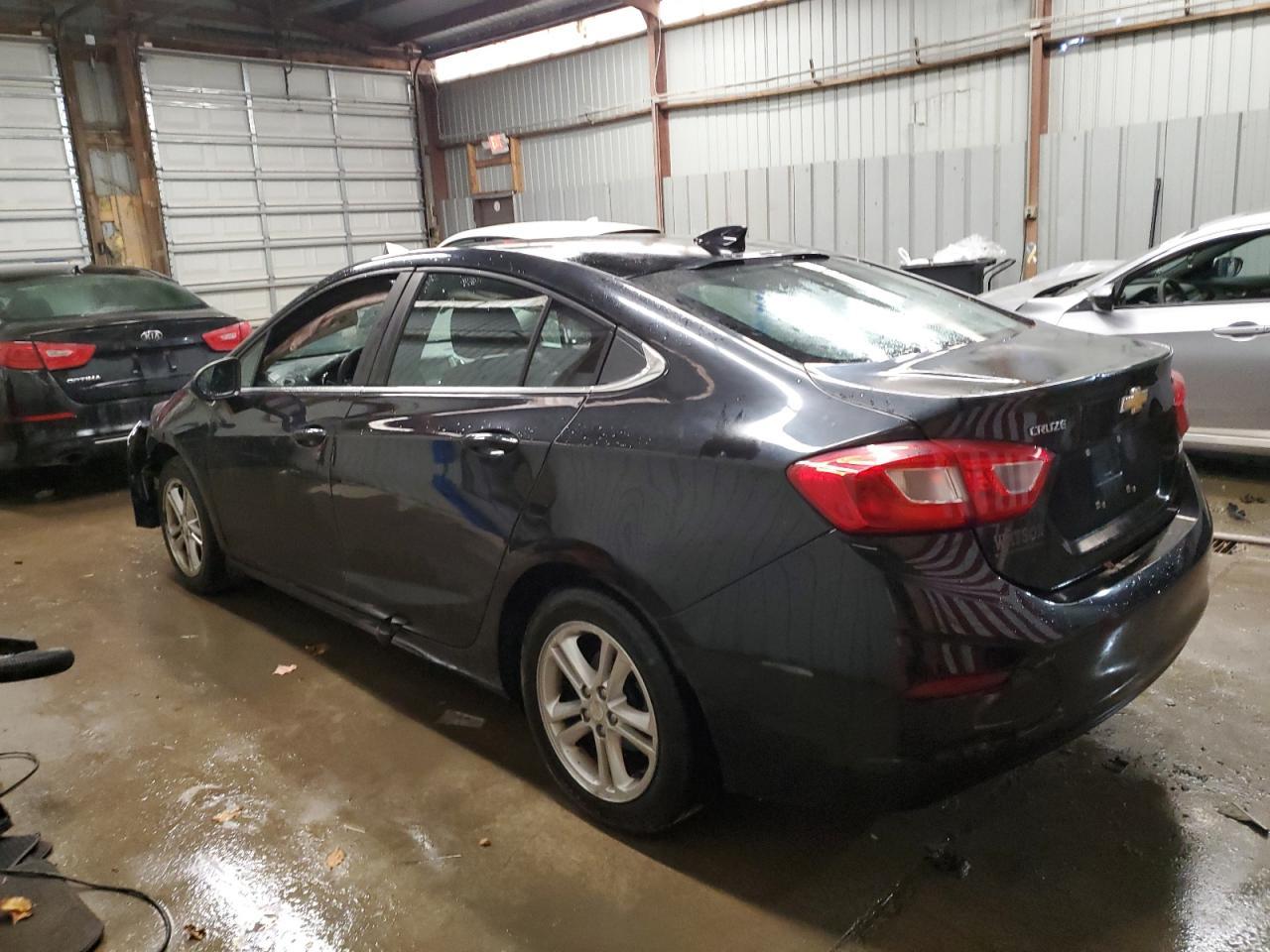 2017 CHEVROLET CRUZE LT - Фото 2