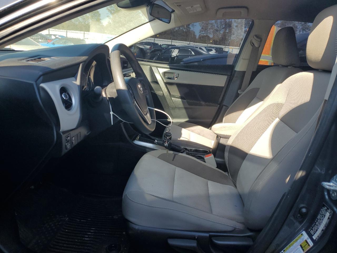 2019 TOYOTA COROLLA L - Image 7