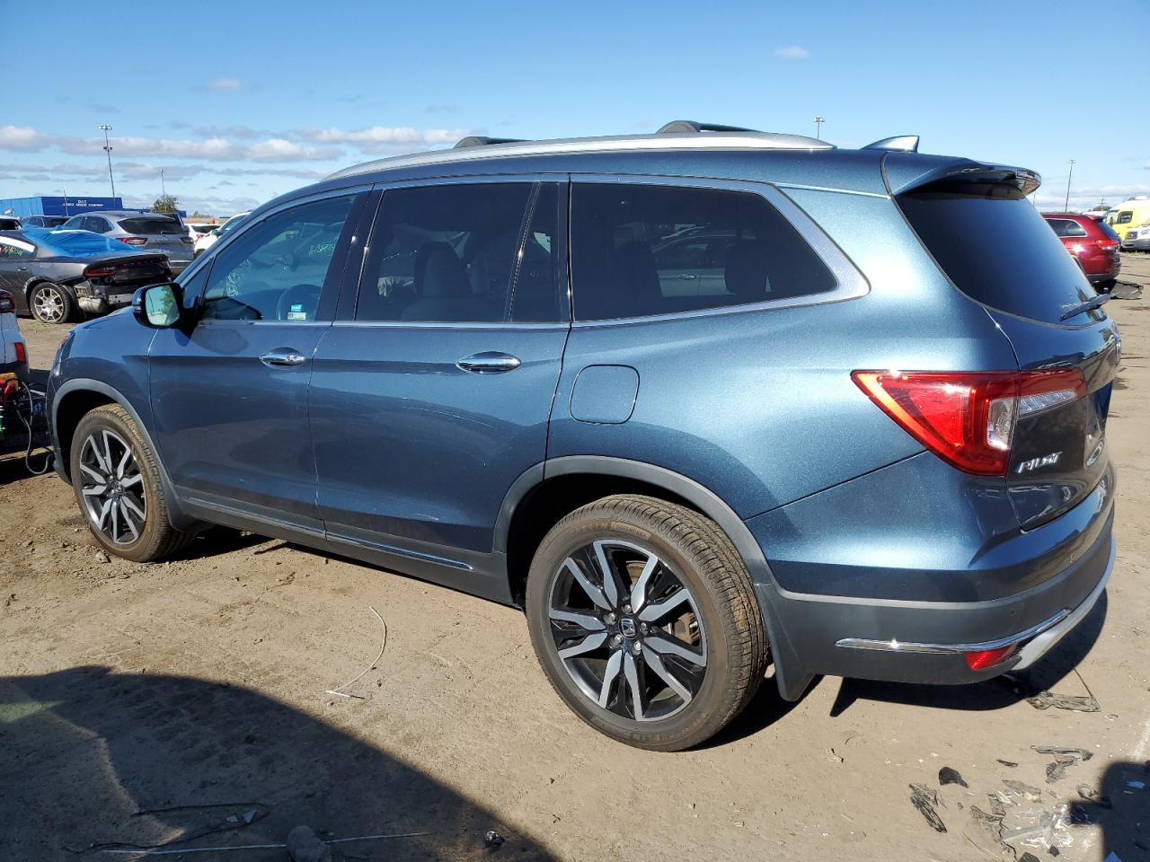 2019 HONDA PILOT ELIT - Image 2