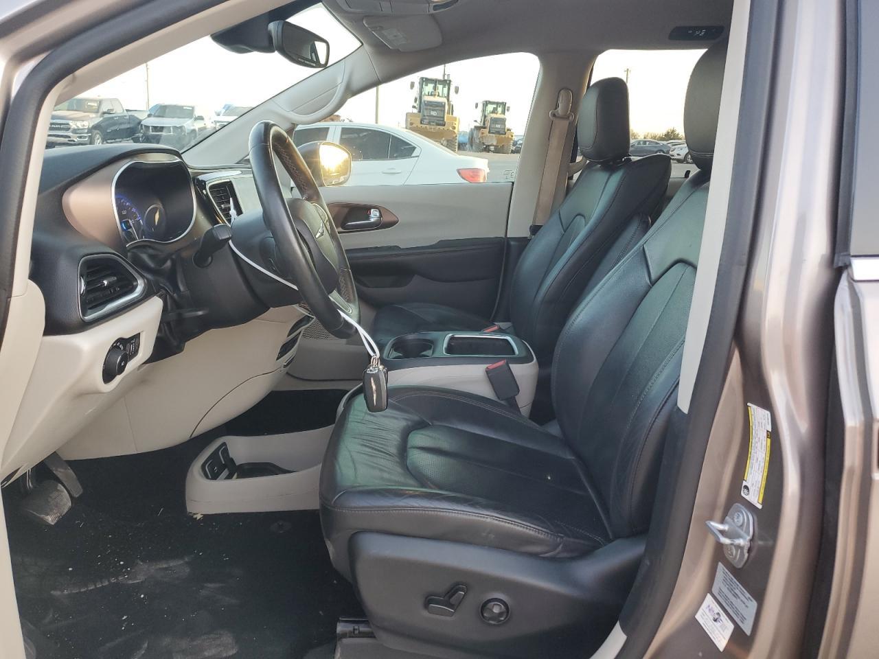 2017 CHRYSLER PACIFICA T - Фото 7