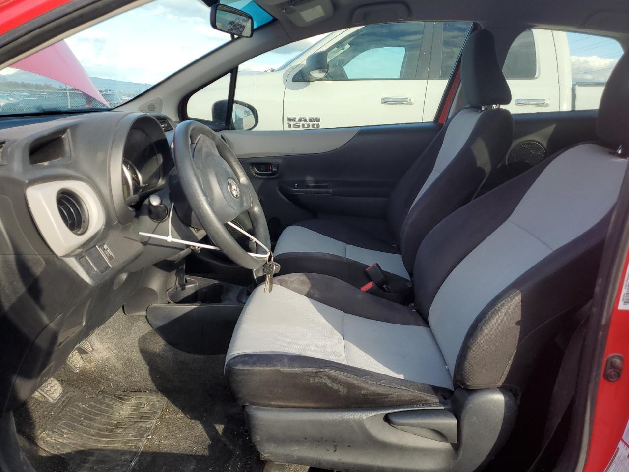 2013 TOYOTA YARIS - Фото 7