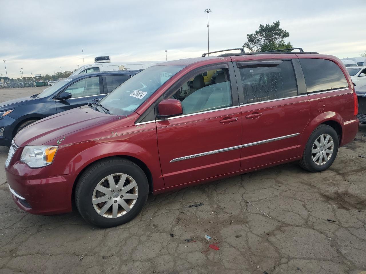 2014 CHRYSLER TOWN & COU