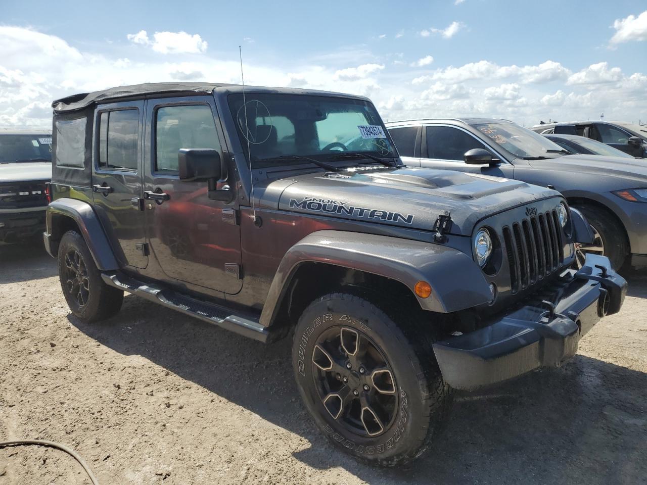 2017 JEEP WRANGLER U - Image 4