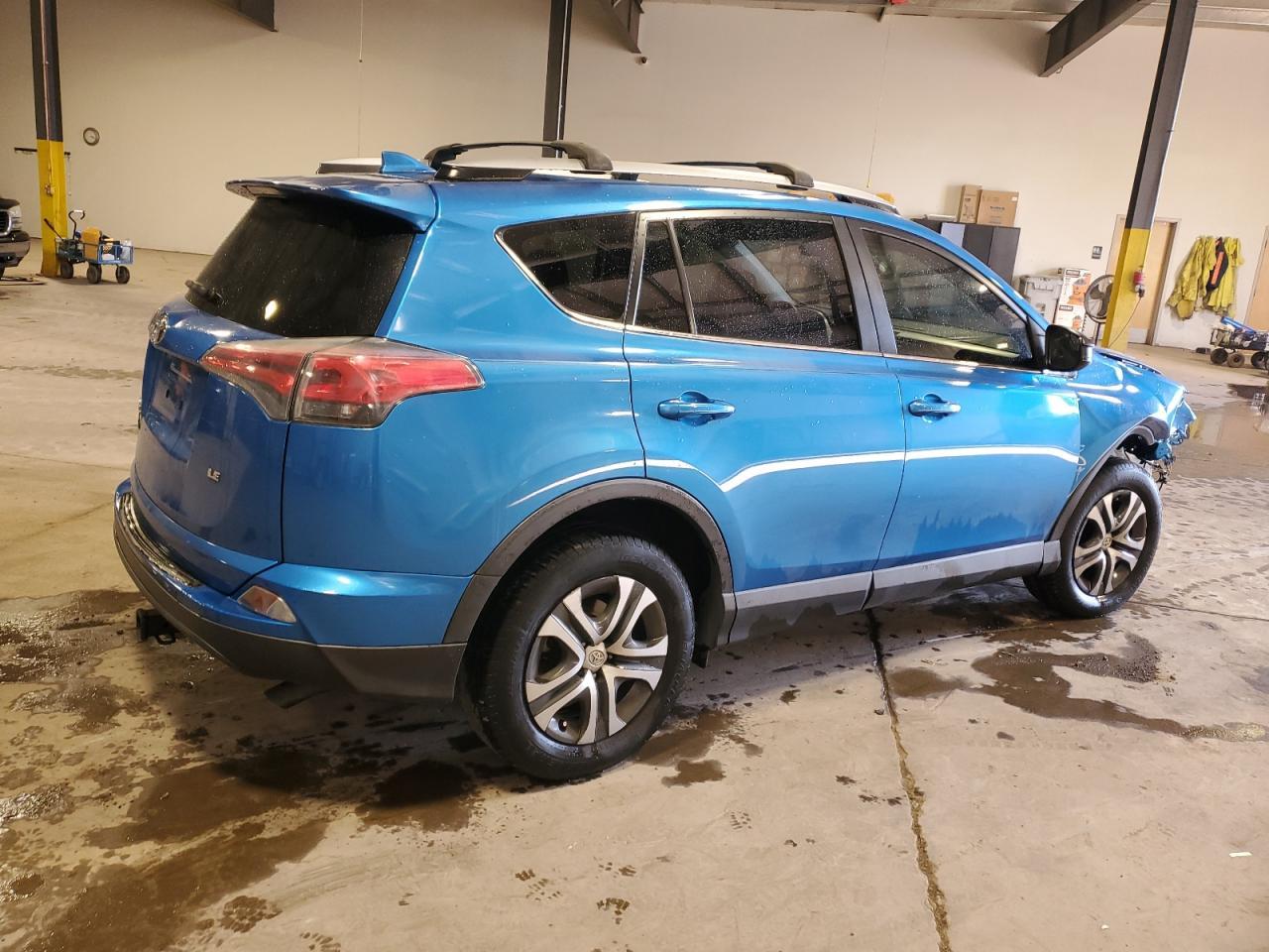 2018 TOYOTA RAV4 LE - Image 3