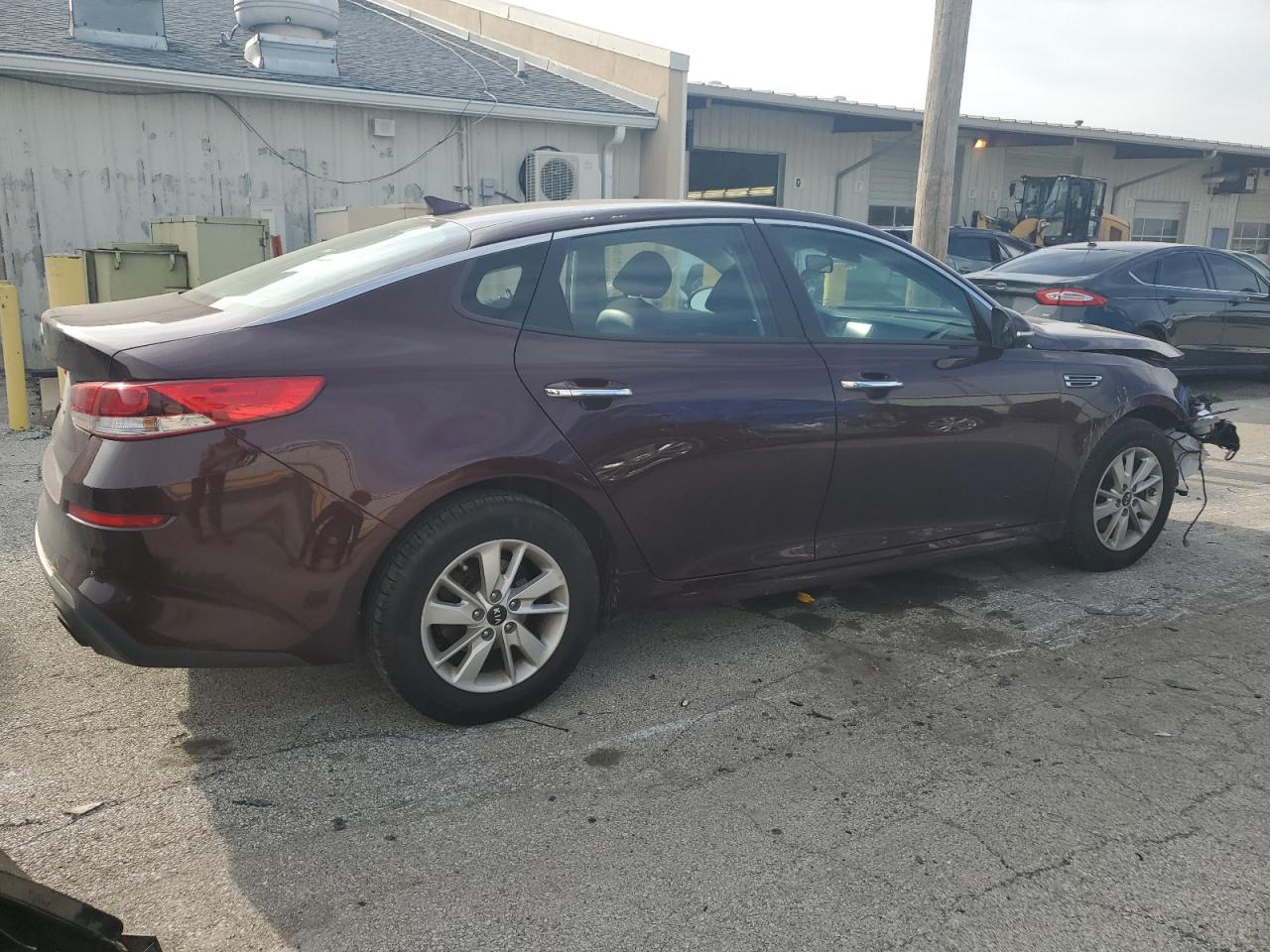 2019 KIA OPTIMA LX - Фото 3