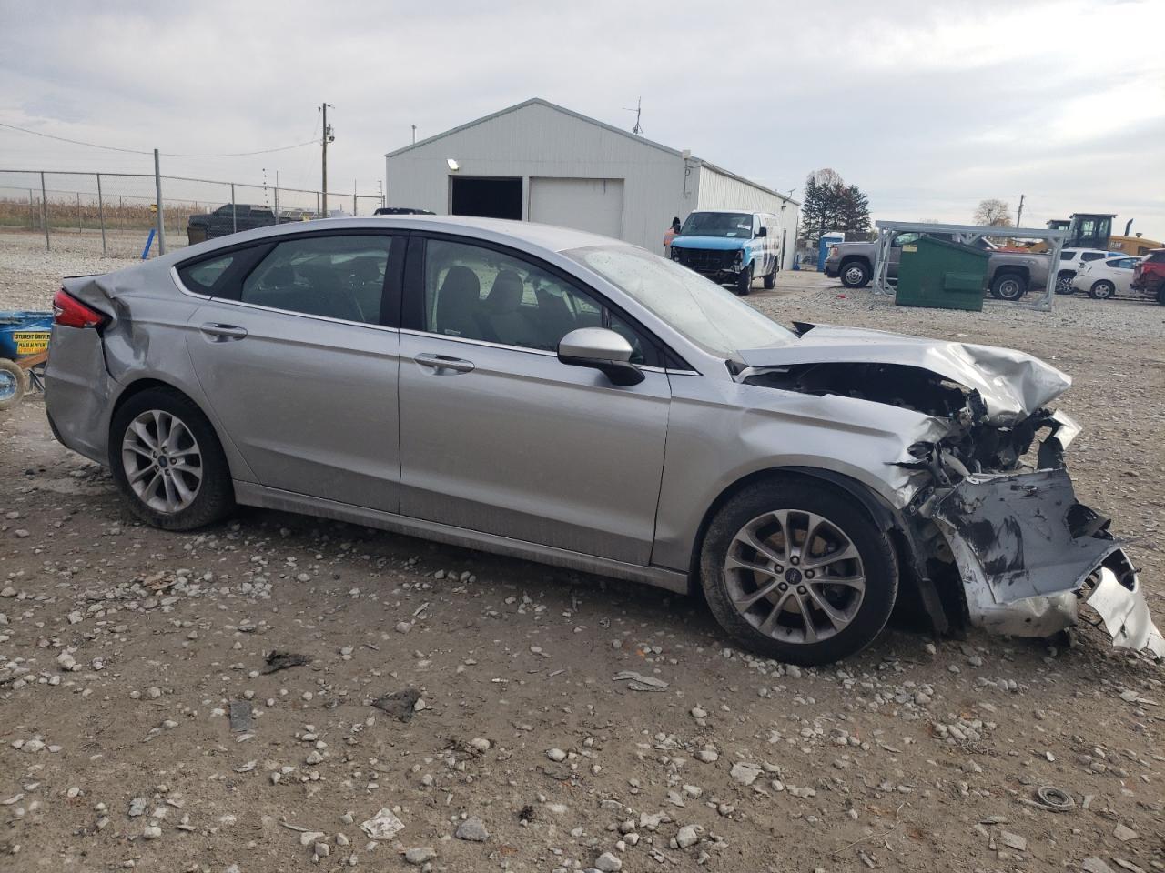 2020 FORD FUSION SE - Image 4
