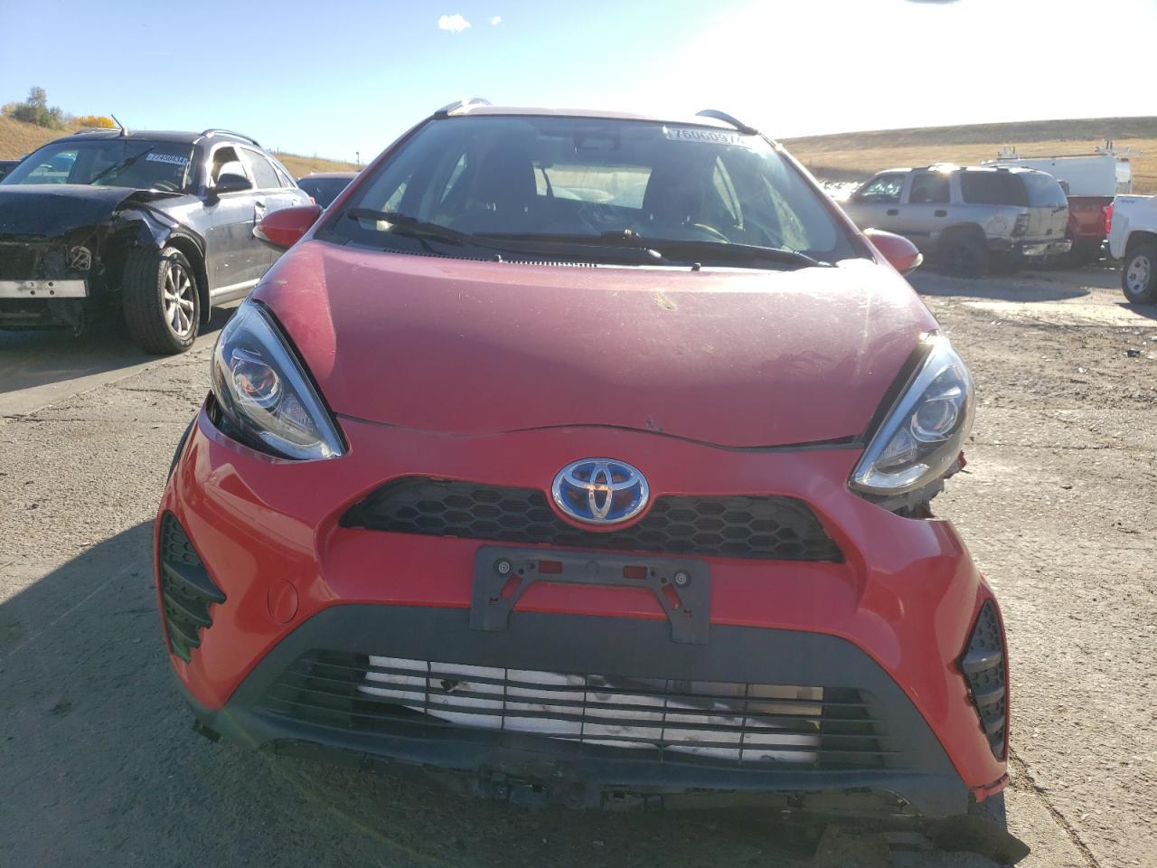 2018 TOYOTA PRIUS C - Фото 5