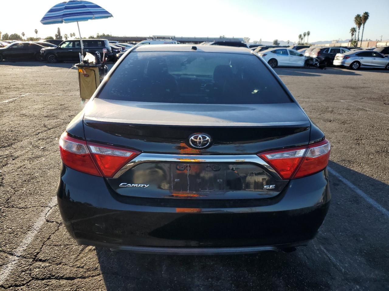 2017 TOYOTA CAMRY LE - Image 6