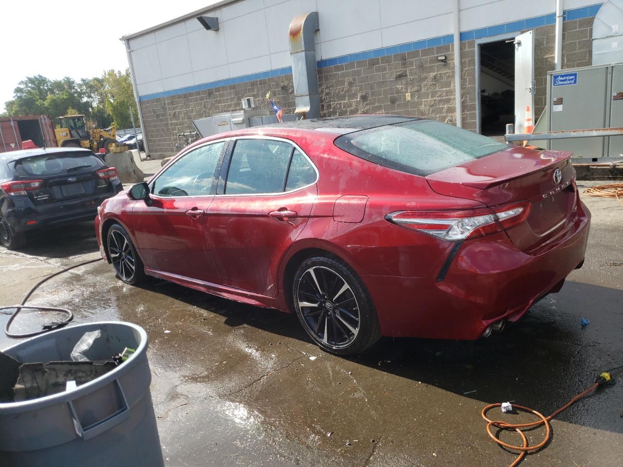 2018 TOYOTA CAMRY XSE - Фото 2