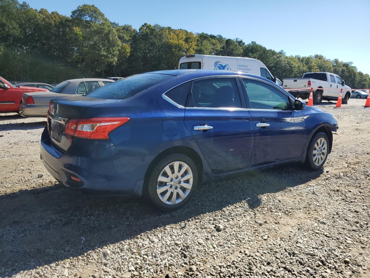 2017 NISSAN SENTRA S - Фото 3