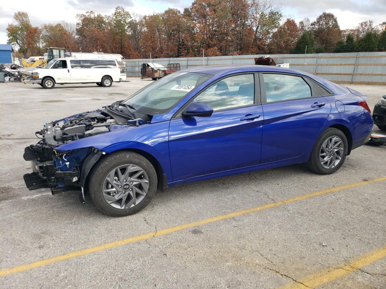 2024 HYUNDAI ELANTRA SE