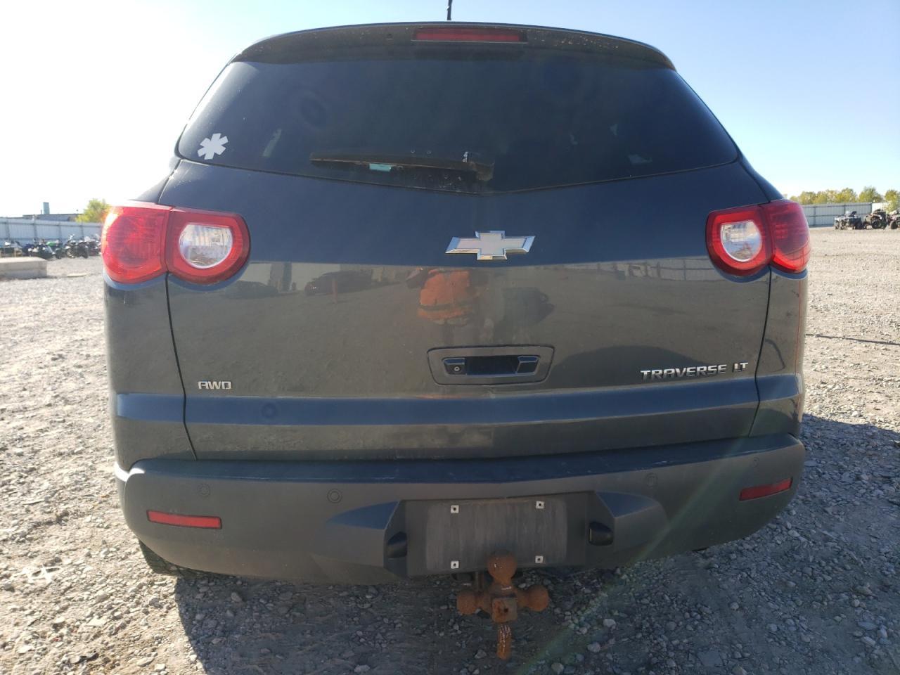 2011 CHEVROLET TRAVERSE L - Image 6