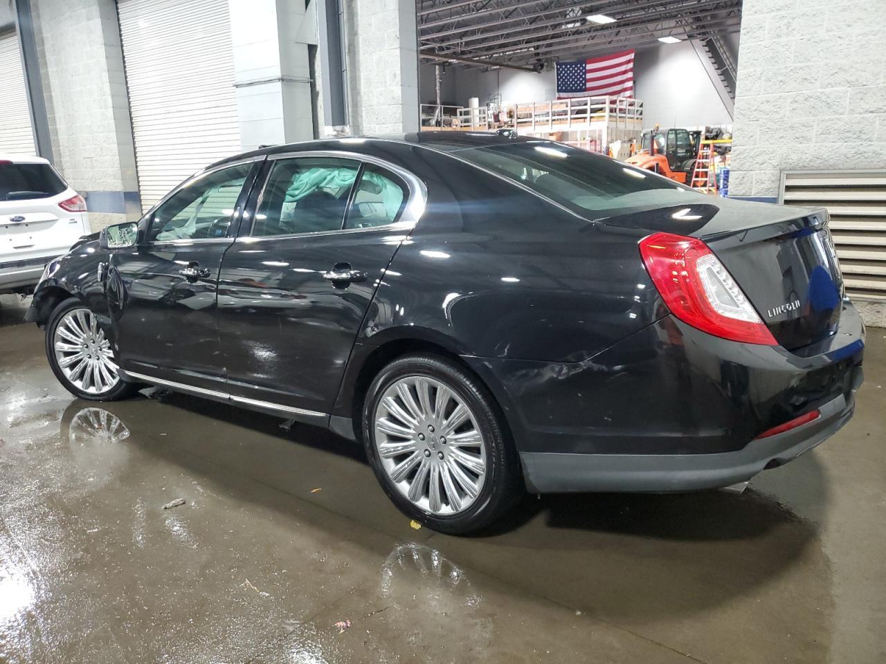 2013 LINCOLN MKS - Image 2