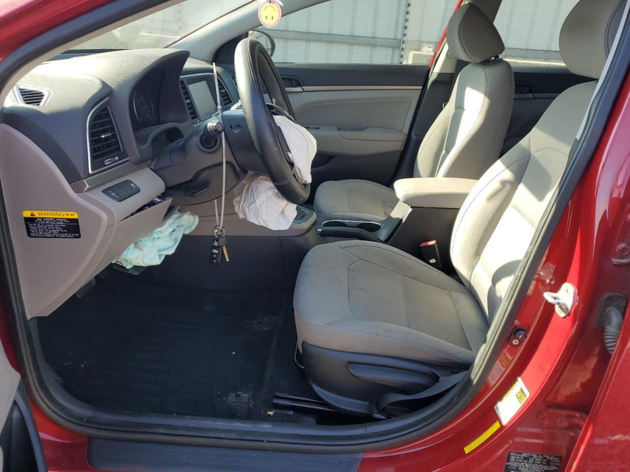 2017 HYUNDAI ELANTRA SE - Фото 7