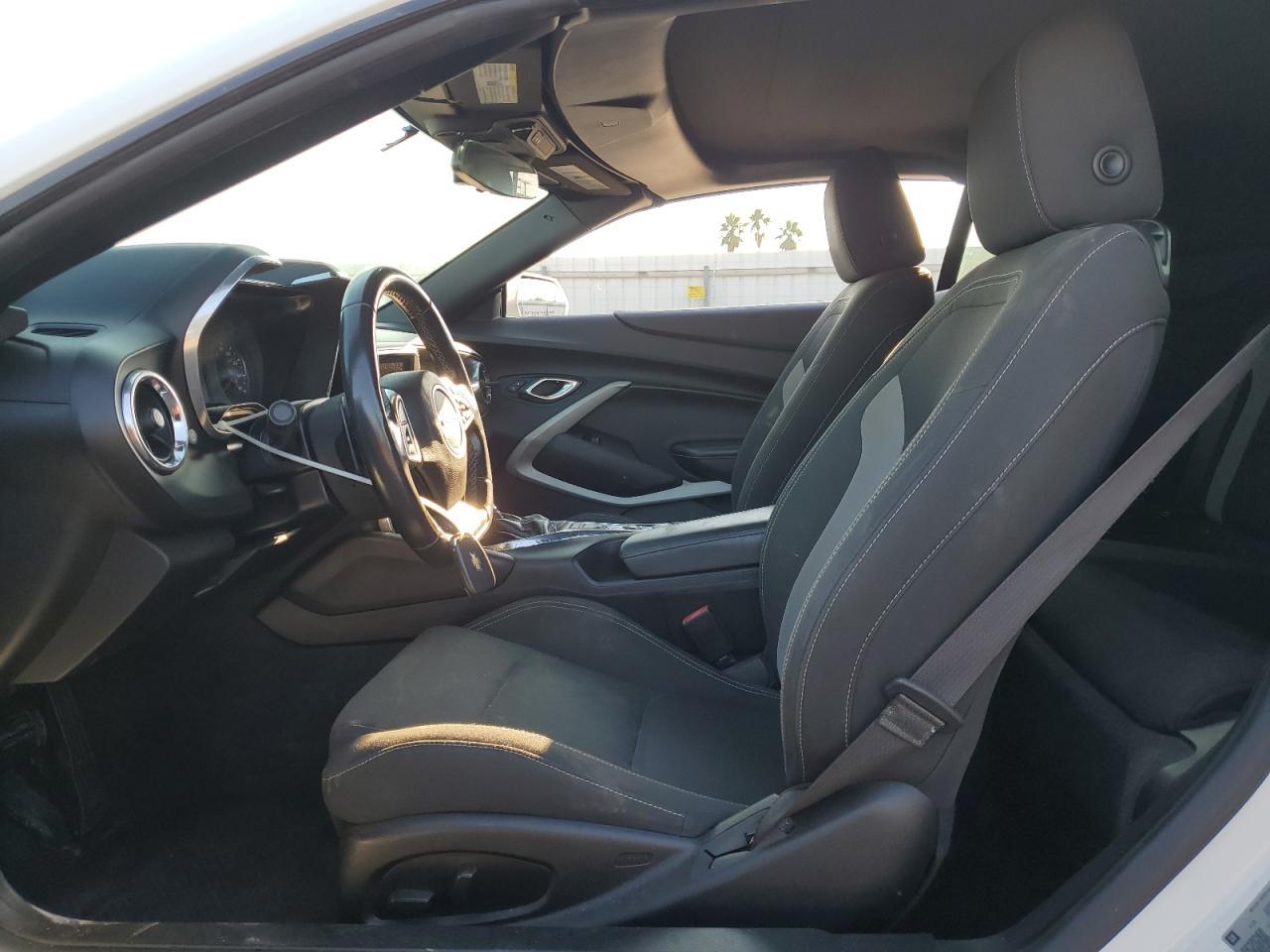 2020 CHEVROLET CAMARO LS - Фото 7