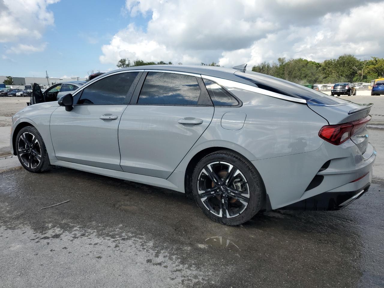 2023 KIA K5 GT LINE - Фото 2