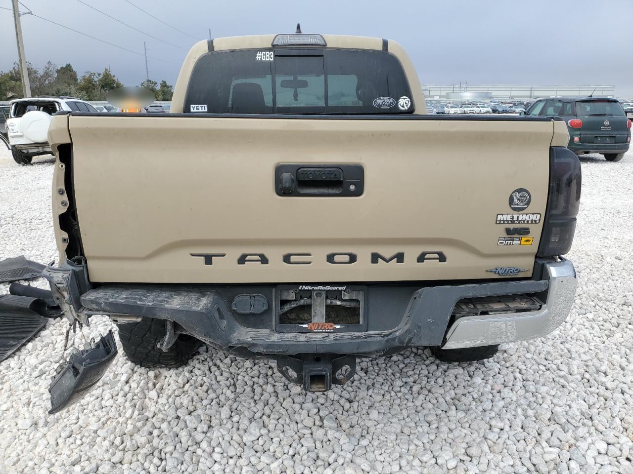 2017 TOYOTA TACOMA DOU - Фото 6