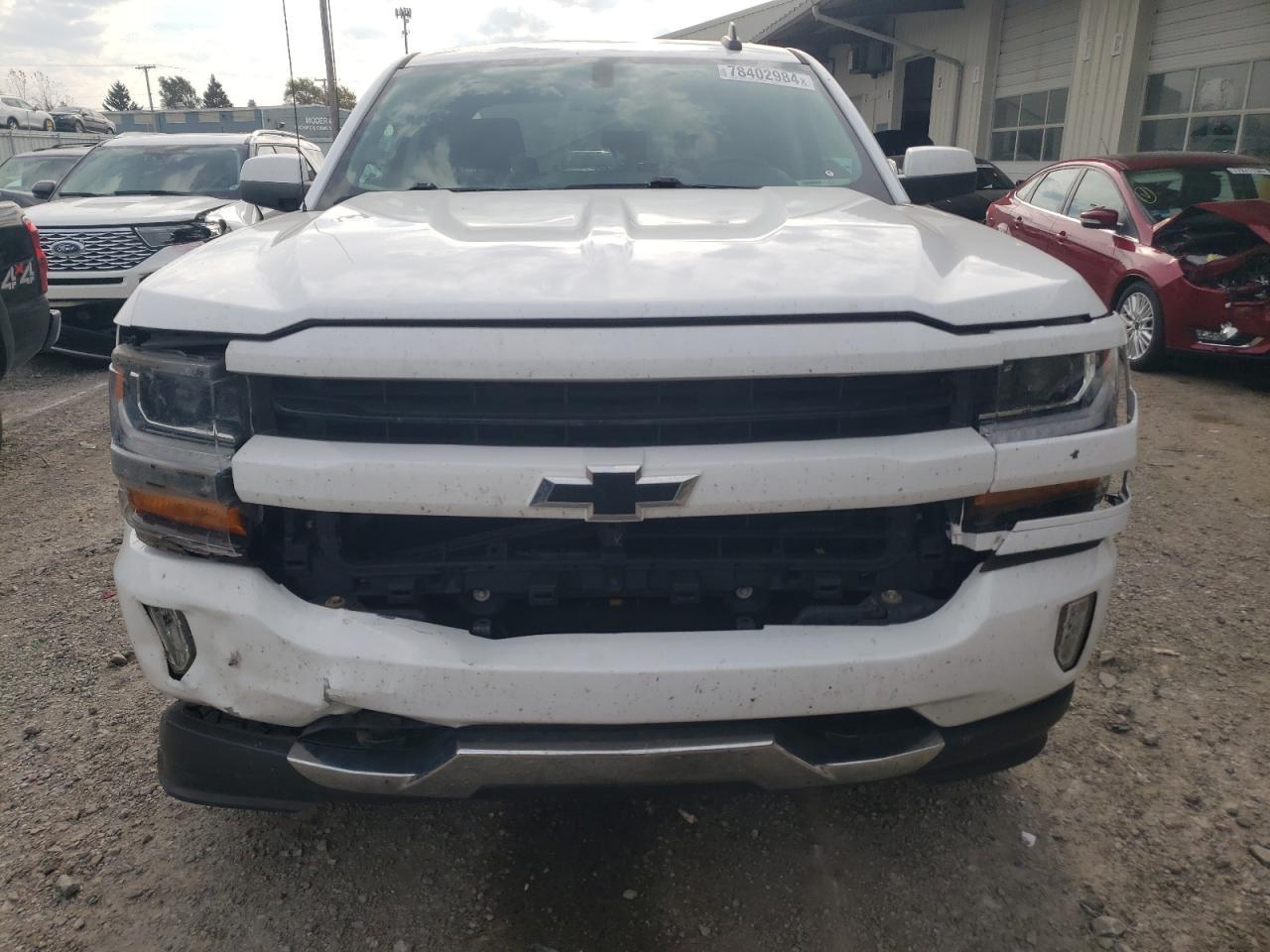 2017 CHEVROLET SILVERADO - Фото 5