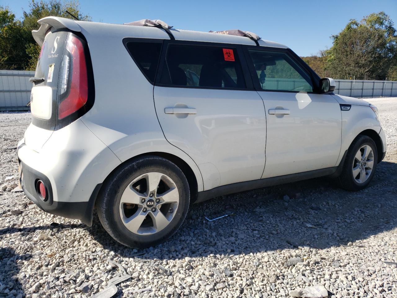 2017 KIA SOUL - Image 3