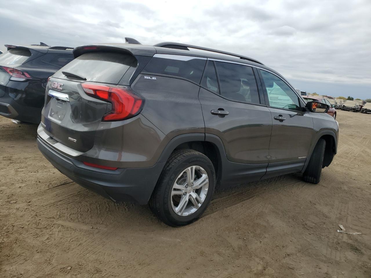 2019 GMC TERRAIN SL - Фото 3