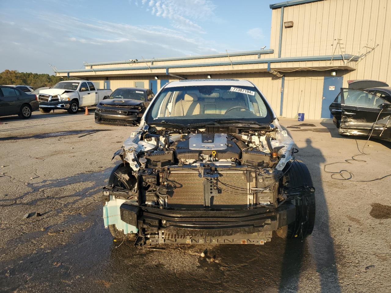 2015 INFINITI Q70L 3.7 - Image 5