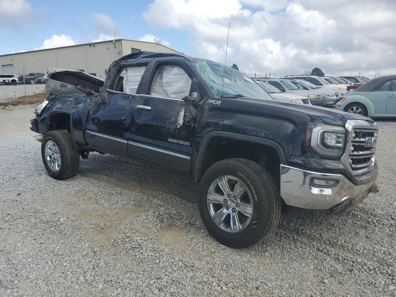 2017 GMC SIERRA K15 - Image 4