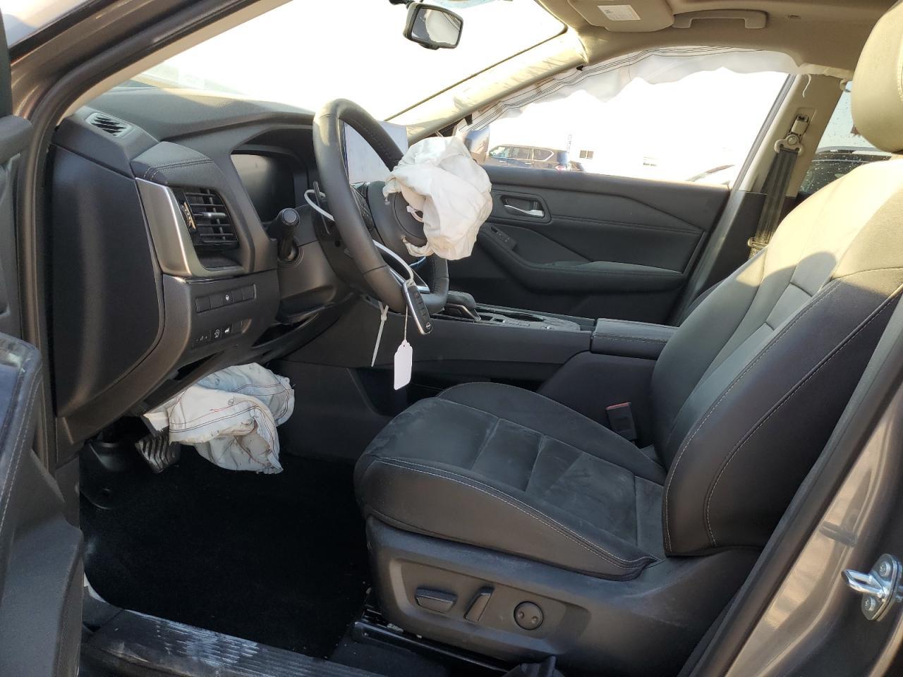2024 NISSAN ROGUE SL - Image 7