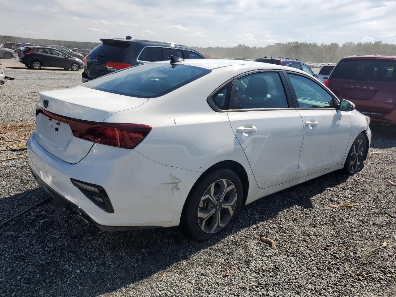 2021 KIA FORTE FE - Фото 3