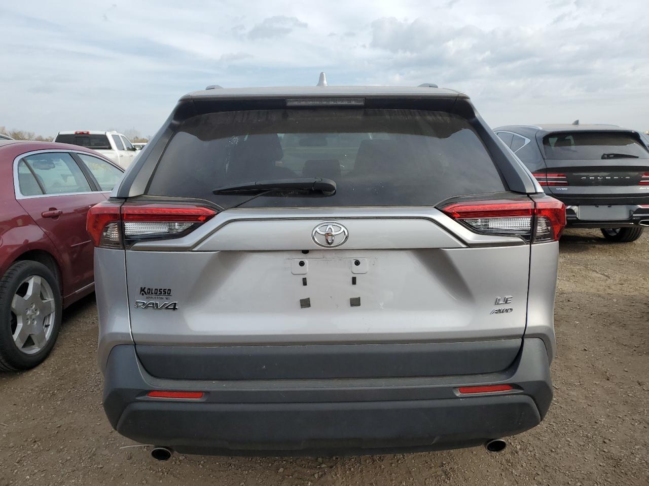 2021 TOYOTA RAV4 LE - Image 6