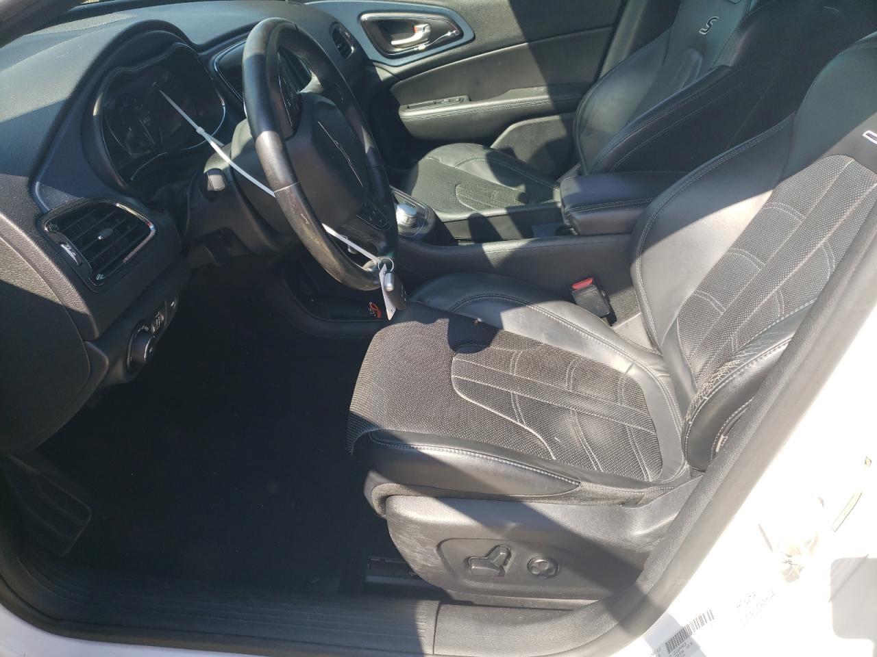 2015 CHRYSLER 200 S - Image 7