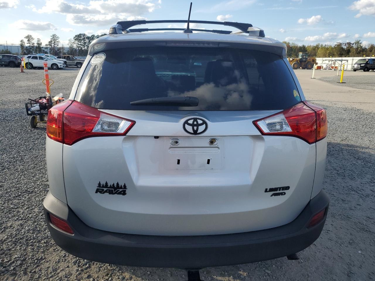 2013 TOYOTA RAV4 LIMIT - Фото 6